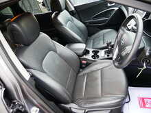 Hyundai Santa Fe 2.2 CRDi Premium 4WD, Manual