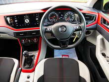 Volkswagen Polo 1.0 EVO beat Hatchback 5dr, Manual