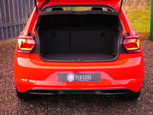 Volkswagen Polo 1.0 EVO beat Hatchback 5dr, Manual