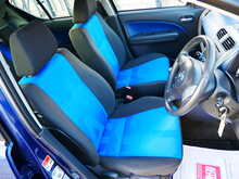 Vauxhall 1.2 16v Agila Design MPV