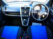 Vauxhall 1.2 16v Agila Design MPV