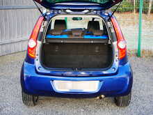 Vauxhall 1.2 16v Agila Design MPV