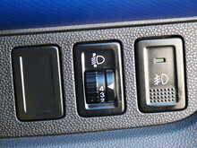 Vauxhall 1.2 16v Agila Design MPV