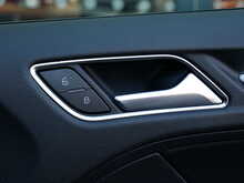 Audi A3 1.5 TFSI CoD Black Edition, Manual