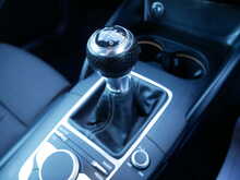 Audi A3 1.5 TFSI CoD Black Edition, Manual