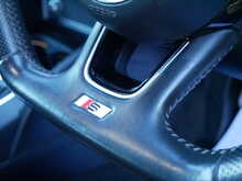 Audi A3 1.5 TFSI CoD Black Edition, Manual