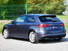 Audi A3 1.5 TFSI CoD Black Edition, Manual