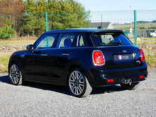 MINI Hatch 2.0 Cooper SD Seven Hatchback, Manual