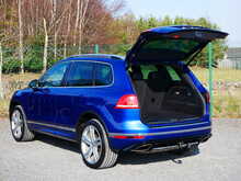 Volkswagen Touareg 3.0 TDI V6 BlueMotion Tech R-Line Plus Automatic