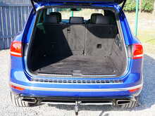 Volkswagen Touareg 3.0 TDI V6 BlueMotion Tech R-Line Plus Automatic