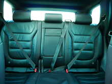 Volkswagen Touareg 3.0 TDI V6 BlueMotion Tech R-Line Plus Automatic