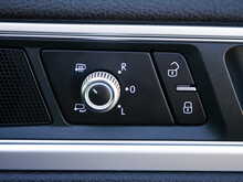 Volkswagen Touareg 3.0 TDI V6 BlueMotion Tech R-Line Plus Automatic