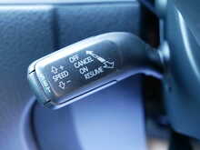 Volkswagen Touareg 3.0 TDI V6 BlueMotion Tech R-Line Plus Automatic