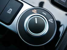 Volkswagen Touareg 3.0 TDI V6 BlueMotion Tech R-Line Plus Automatic