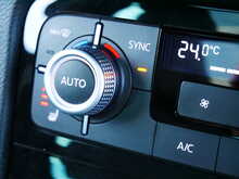 Volkswagen Touareg 3.0 TDI V6 BlueMotion Tech R-Line Plus Automatic