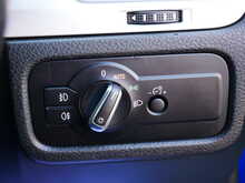 Volkswagen Touareg 3.0 TDI V6 BlueMotion Tech R-Line Plus Automatic