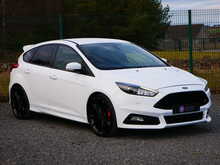 Ford Focus 2.0T EcoBoost ST-3 Hatchback, Manual