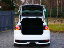 Ford Focus 2.0T EcoBoost ST-3 Hatchback, Manual