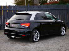 Audi A1 1.4 TFSI CoD Black Edition Sportback, Manual