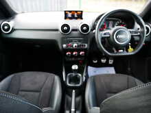 Audi A1 1.4 TFSI CoD Black Edition Sportback, Manual