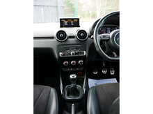 Audi A1 1.4 TFSI CoD Black Edition Sportback, Manual