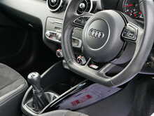 Audi A1 1.4 TFSI CoD Black Edition Sportback, Manual