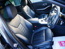 BMW 3 Series 2.0 320d M Sport Saloon xDrive Automatic [Euro 6]