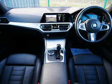 BMW 3 Series 2.0 320d M Sport Saloon xDrive Automatic [Euro 6]