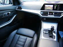 BMW 3 Series 2.0 320d M Sport Saloon xDrive Automatic [Euro 6]