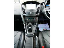Ford Focus 2.0 TDCi Titanium X Hatchback, Manual