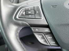 Ford Focus 2.0 TDCi Titanium X Hatchback, Manual