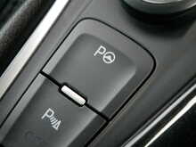 Ford Focus 2.0 TDCi Titanium X Hatchback, Manual