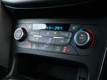 Ford Focus 2.0 TDCi Titanium X Hatchback, Manual