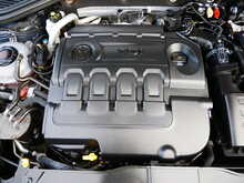 Volkswagen T-Roc 1.6 TDI R-Line SUV, Manual [Euro 6]