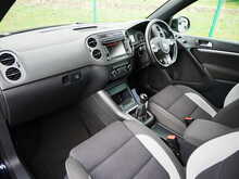 Volkswagen Tiguan 2.0 TDI BlueMotion Tech R-Line