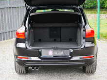 Volkswagen Tiguan 2.0 TDI BlueMotion Tech R-Line