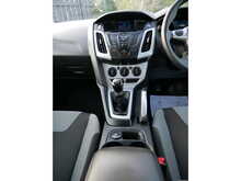 Ford Focus 1.6 Zetec (125) Hatchback, Manual