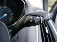 Ford Focus 1.6 Zetec (125) Hatchback, Manual