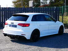 Audi S3 2.0 TFSI Black Edition Sportback, S-Tronic