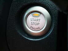 Nissan Juke 1.6 Tekna SUV XTRON [Euro 6]