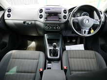 Volkswagen Tiguan 2.0 TDI BlueMotion Tech SE, Manual