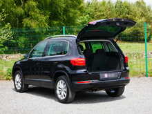 Volkswagen Tiguan 2.0 TDI BlueMotion Tech SE, Manual