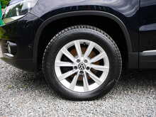Volkswagen Tiguan 2.0 TDI BlueMotion Tech SE, Manual