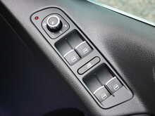 Volkswagen Tiguan 2.0 TDI BlueMotion Tech SE, Manual