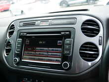 Volkswagen Tiguan 2.0 TDI BlueMotion Tech SE, Manual