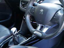 Peugeot 2008 1.2 PureTech GT Line, Manual [Euro 6]