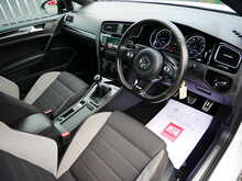 Volkswagen Golf 2.0 TSI BlueMotion Tech R Hatchback, Manual