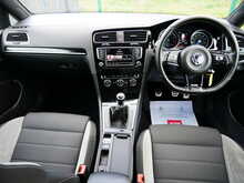 Volkswagen Golf 2.0 TSI BlueMotion Tech R Hatchback, Manual