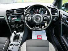 Volkswagen Golf 2.0 TSI BlueMotion Tech R Hatchback, Manual