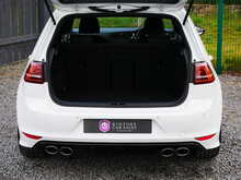 Volkswagen Golf 2.0 TSI BlueMotion Tech R Hatchback, Manual